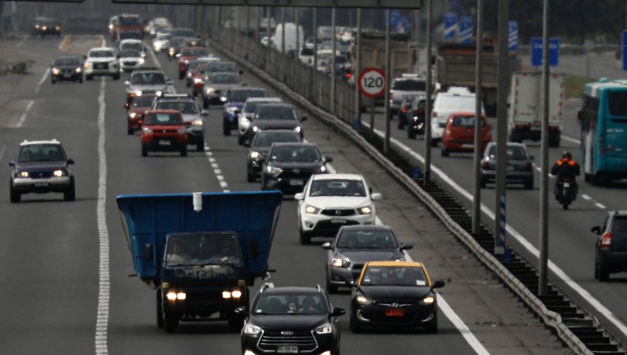 Operación regreso para Fiestas Patrias: Así definió el MOP como operarán las rutas hacia Santiago este lunes 19