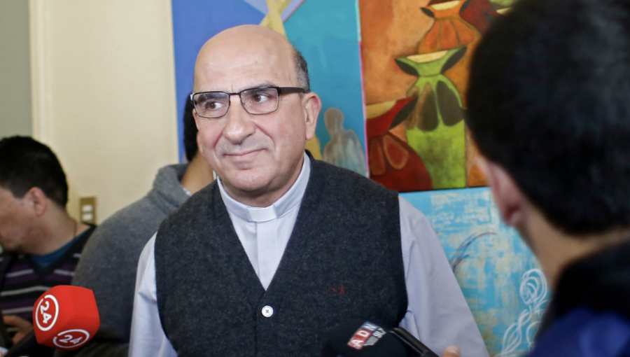 Monseñor Chomalí aseveró en que "Chile dijo sí a una nueva Constitución con fuerza"