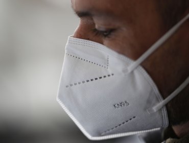 Ministerio de Salud adelanta que es probable que "veamos cambios importantes" respecto al uso de las mascarillas