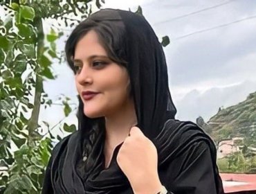 Nuevos detalles de la muerte de joven iraní a manos de la "policía de la moral" desatan una ola de protestas