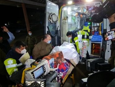 Carabinero baleado en Victoria es trasladado en avión ambulancia hasta Santiago