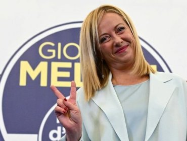 Quién es Giorgia Meloni, la controvertida política de ultraderecha en curso de convertirse en la primera mujer en gobernar Italia