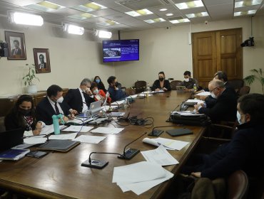 Comisión de Defensa de la Cámara recibe a autoridades del Ejecutivo para abordar el hackeo al Estado Mayor Conjunto