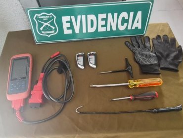 Detienen a cuatro sujetos que se desplazaban con inhibidores de señal y ganzúas por Reñaca