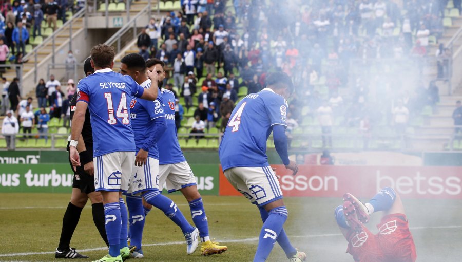 Con prohibición de asistir a partidos de fútbol quedó uno de los detenidos por incidentes en Clásico Universitario en Valparaíso