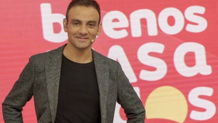 Gonzalo Ramírez habría renunciado a TVN para sumarse a Mega como reemplazo de José Luis Reppening