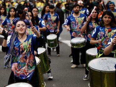 Fotos: Carnaval de los Mil Tambores se tomó las calles de Valparaíso este fin de semana