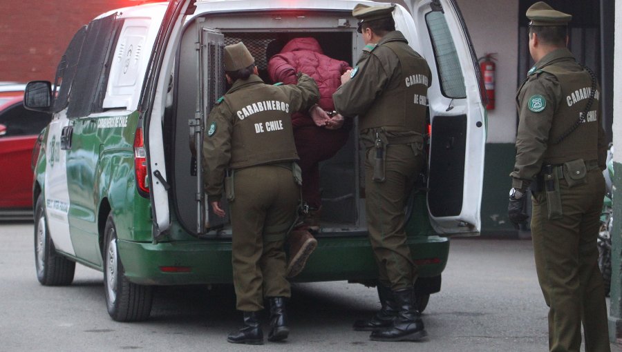 Detienen a hombre por intento de parricidio contra su madre en San Bernardo: efectuó un disparo con arma de fogueo