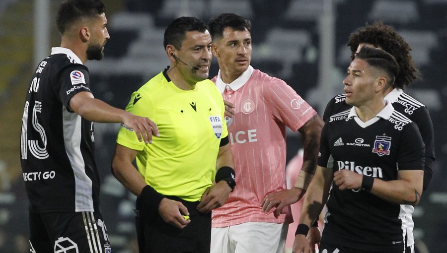 Roberto Tobar tras clásico Colo-Colo vs UC: "Es importante cuando los jugadores están dispuestos a colaborar"