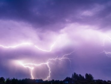 Declaran Alerta Temprana Preventiva para ocho comunas de la región de O'Higgins por probables tormentas eléctricas