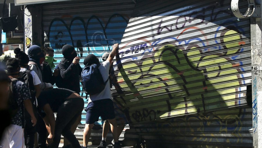 Impactante aumento de delitos y/o faltas en el comercio de Valparaíso y Viña del Mar: victimización aumentó 15 puntos en 6 meses