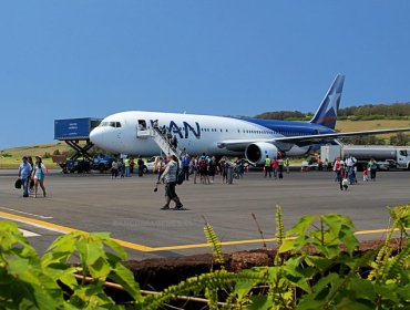Senadora Isabel Allende: "Rapa Nui requiere un plan especial del Estado de Chile para recuperar su posición en el turismo internacional"