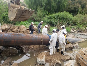 Rotura de matriz de Esval con aguas servidas en estero Marga Marga activa urgente plan de mitigación en Viña del Mar