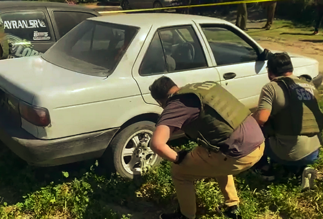 Escondido en una parcela en Melipilla fue encontrado el auto involucrado en homicidio del sargento Carlos Retamal