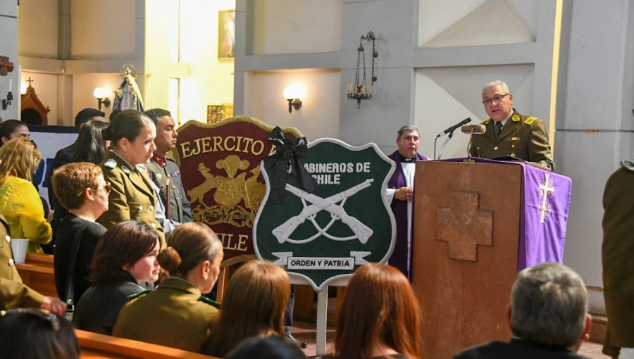 General director de Carabineros en misa fúnebre del suboficial Retamal: “No merecemos sentirnos nunca más solos”