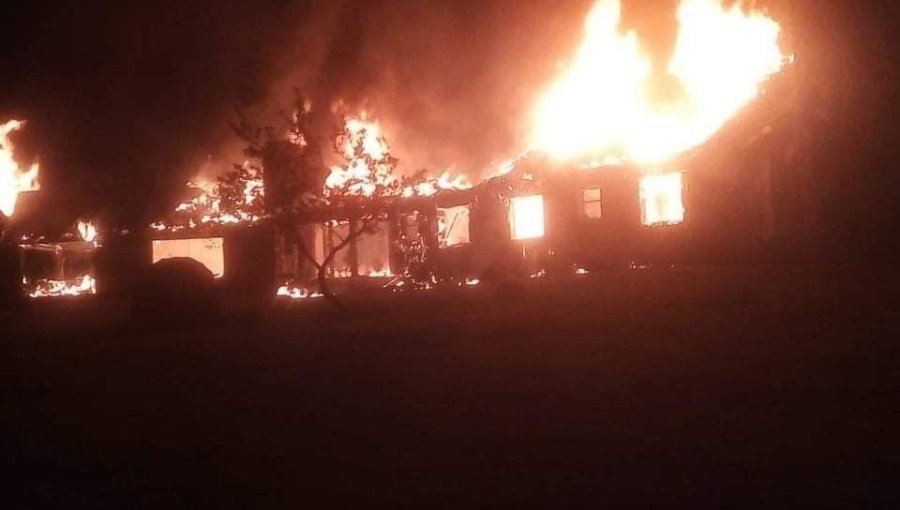 Gobierno anuncia querella por ataque incendiario que consumió propiedad de ex consejera regional de La Araucanía