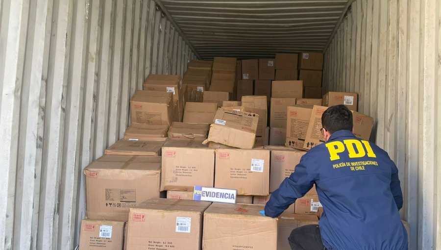 Recuperan en San Antonio containers con especies de retail avaluadas en más de $300 millones