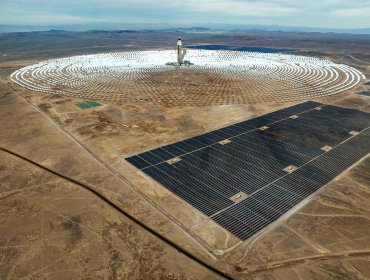 Presidente Boric visitará este viernes Cerro Dominador, la primera planta termosolar de Latinoamérica