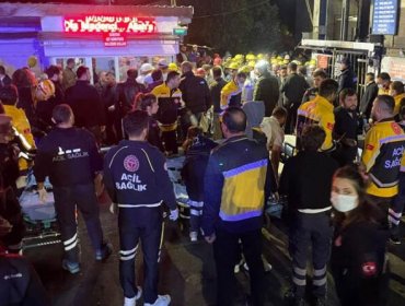 Al menos 22 muertos y 49 mineros atrapados deja explosión en mina de carbón en Turquía