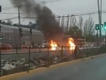 Manifestaciones y cortes de tránsito se reportan en la región Metropolitana por conmemoración del «18-O»