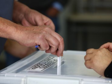 Comisión de Constitución del Senado aprobó y despachó a la Sala el proyecto que restablece el voto obligatorio