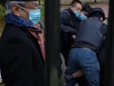 El polémico ataque de funcionarios chinos a un manifestante en el consulado del país asiático en la ciudad inglesa de Mánchester