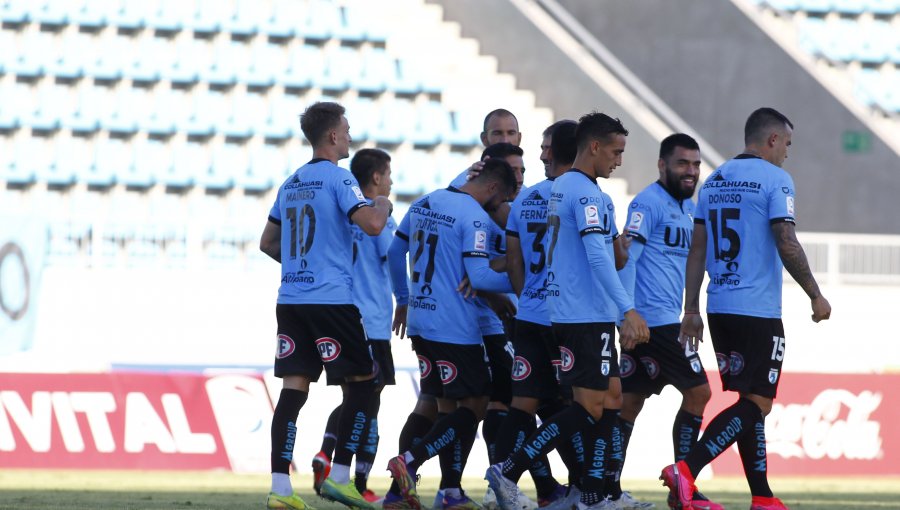 Primera B: Deportes Iquique goleó a San Felipe y se olvida completamente del descenso