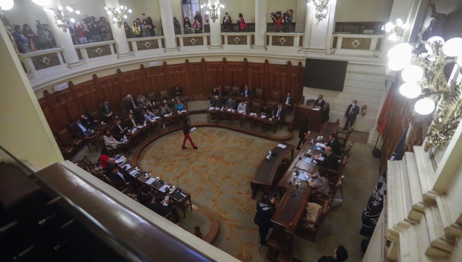 Este lunes se retoma el diálogo constituyente entre las fuerzas políticas en la sede del Congreso en Santiago