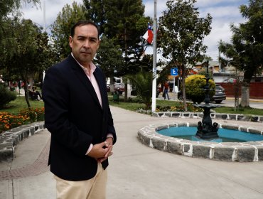 "Una maniobra comunicacional sin impacto real": Las críticas al alcalde de Puchuncaví tras cerrar accesos a la comuna