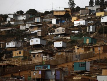 Uno de cada cuatro campamentos en Chile se ubica en la región de Valparaíso, según catastro del Minvu: 18.405 casas en 255 asentamientos
