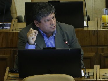 Bancada PPD remueve de dos comisiones legislativas de la Cámara a diputado Alinco tras apoyar censura contra Veloso