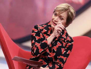 Evelyn Matthei se emocionó hasta las lágrimas al recordar a su hermano fallecido: “Siempre supo que iba a vivir poco”