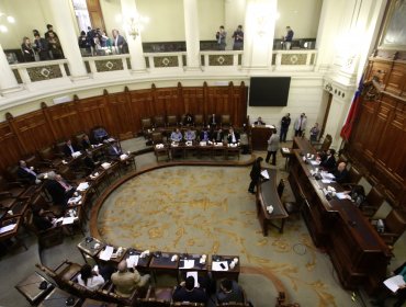 Chile Vamos y DC denuncian que reunión por proceso constituyente fue "suspendida unilateralmente": acusan al oficialismo de "entorpecimiento"