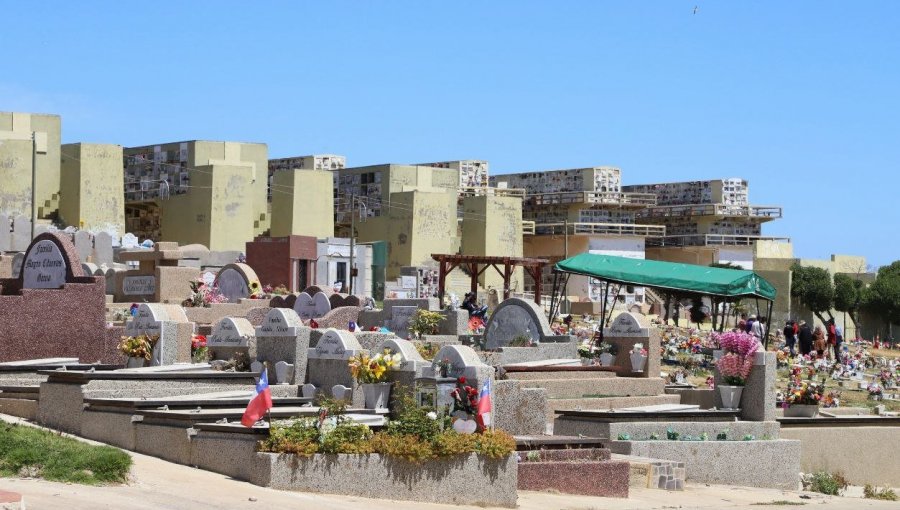 Cementerio N°3 de Playa Ancha implementó distintas medidas para funcionamiento durante el fin de semana largo
