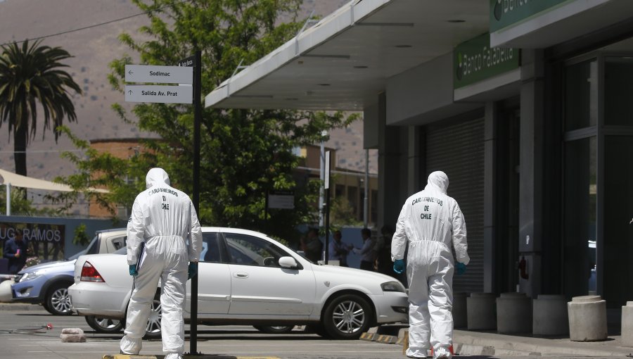 En prisión preventiva e internación provisoria quedaron seis imputados por robo a banco en Quilicura