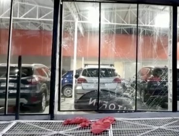 Cerca de 10 delincuentes intentaron robar automotora en Concepción: se descartó el robo de vehículos