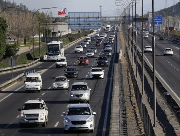 Reportan alta congestión vehicular en la ruta 5 Sur debido a dos accidentes de tránsito a la salida de Santiago