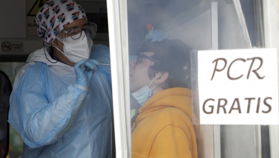 Chile reporta 6.163 casos nuevos de coronavirus y otros 20 decesos: un centenar de pacientes están hospitalizados