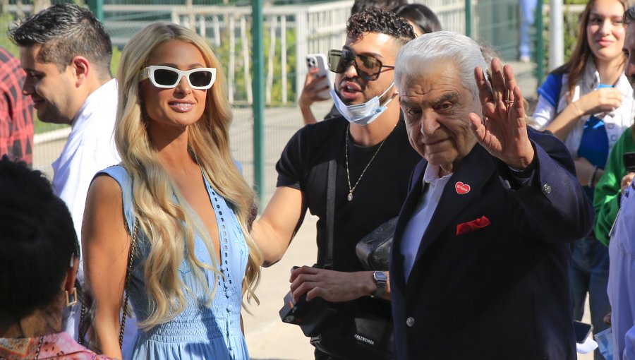 Paris Hilton visitó el Instituto Teletón en Santiago acompañada de Mario Kreutzberger