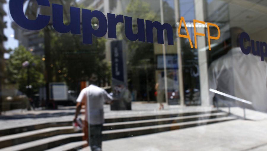 AFP Cuprum critica el destino del 6% adicional en pensiones: Cotizantes "no tendrán la posibilidad de heredar lo que hayan acumulado"