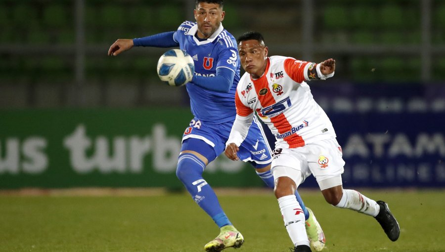 Universidad de Chile recibe a Cobresal en lo que sería su último partido del año