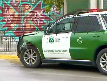 Patrulla de Carabineros chocó contra vehículo particular en Independencia