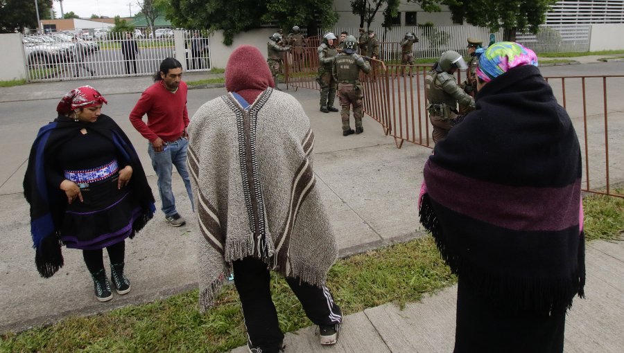 Comunidades mapuche critican visita de Boric a La Araucanía: "Pensábamos que iba a venir en bicicleta, no pasado a pólvora como Pinochet"