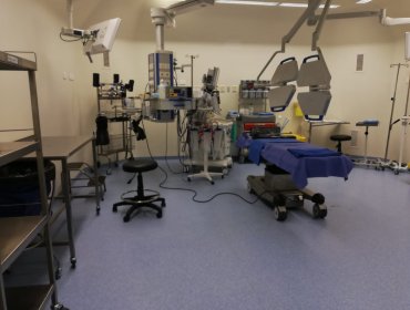 Paro de funcionarios de la salud primaria mantiene cerrados los pabellones y alrededor de 100 camas en el Hospital G. Fricke de Viña
