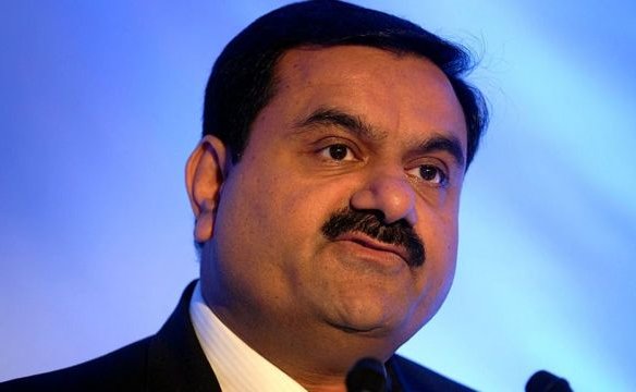 Quién es Gautam Adani, el hombre más rico de Asia y cómo logró el espectacular aumento de su fortuna