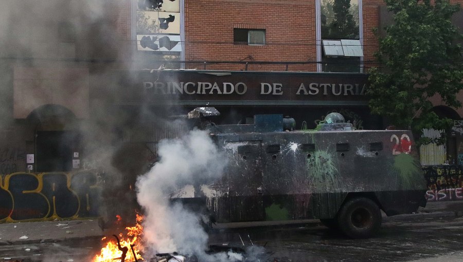 Justicia absuelve a acusado de quemar el Hotel Principado de Asturias de Providencia en 2019