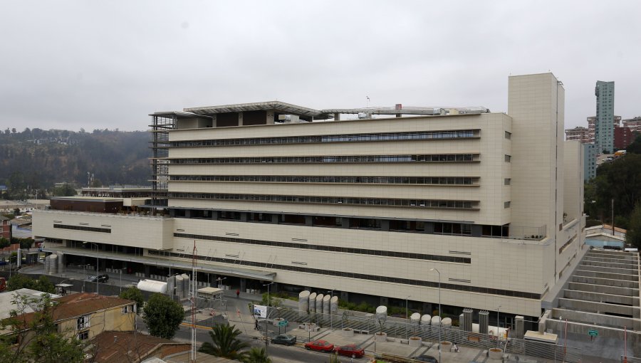 Gremios del Hospital Gustavo Fricke de Viña del Mar se declaran "en alerta y movilizados" por "incumplimientos" de las autoridades