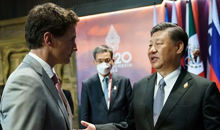 Las inusuales críticas en público del presidente de China a primer ministro de Canadá captadas por las cámaras
