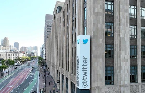 Twitter cierra temporalmente sus oficinas en medio de los reportes sobre renuncias en masa