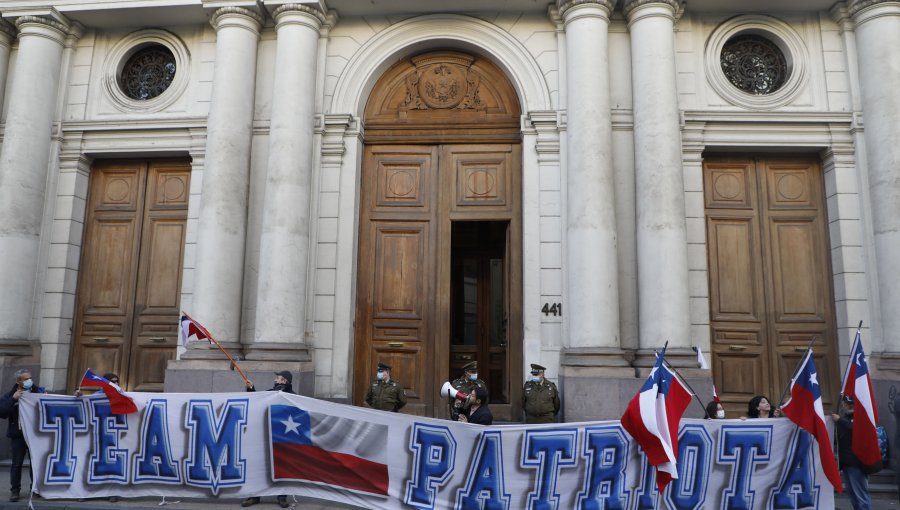 SII verificará cumplimiento tributario del "Team Patriota": No existen antecedentes de que cuente con personalidad jurídica